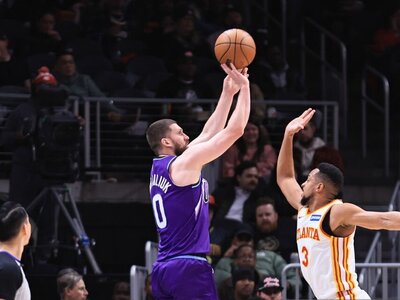 Українці за кордоном: Михайлюк набрав 14 очок в НБА проти Атланти