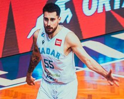 Українці за кордоном: Ткаченко зіграв 19 хвилин у Хорватії, Лень набрав 12 очок в Іспанії