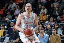 Українки за кордоном: Ягупова набрала 7 очок в Туреччині, у Коваль 6 очок в NCAA