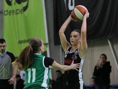 Жіноча Вища ліга: відеотрансляція матчів 11 лютого