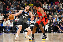 Українці за кордоном: Михайлюк та Шульга провели вдалі матчі у США