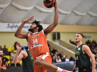 Харківські Соколи обіграли Старий Луцьк, Черкаські Мавпи здолали Прикарпаття-Говерлу: хайлайти Суперліги GGBET 13 лютого