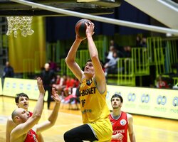 Київ-Баскет здобув важливу перемогу над Рівним