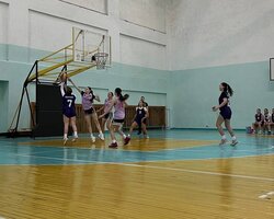 ВЮБЛ серед дівчат 2011 року: Рівне прийнято матчі першого етапу