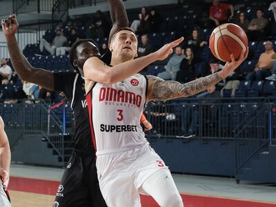 Українці за кордоном: Бобров набрав 5 очок проти команди Єврокубку