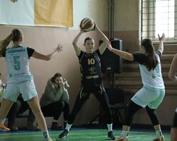 Жіноча Вища ліга: відеотрансляція матчу 22 лютого