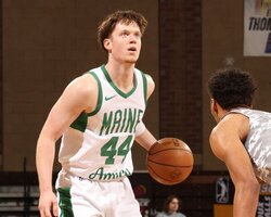 Українці за кордоном: Зотов набрав 16 очок в Австрії, Шульга забив переможний кидок у G-Лізі