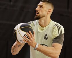 Українці за кордоном: Лень набрав 4 очка у фіналі Кубка Іспанії