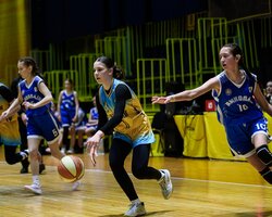 ВЮБЛ серед дівчат 2012 року: в столичному ПС Венето пройшло чотири матчі