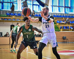 Дніпро у Луцьку впевнено переміг Прикарпаття-Говерлу