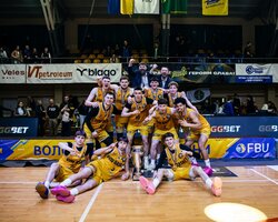 Солодкі миті перемоги: фотогалерея церемонії нагородження Фіналу чотирьох Кубка України