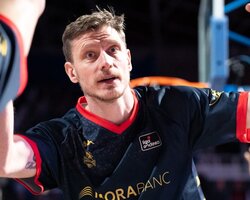 Українці за кордоном: у Пустового 6 очок в Іспанії, Зотов набрав 21 очко в Австрії