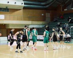 Матчі Першої ліги відбулись в Південному: фотогалерея