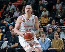 Українки за кордоном: Ягупова набрала 15 очок в Туреччині, Тиха стала найрезультативнішою в матчі в Італії