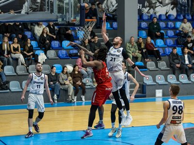 Дніпро вдома розгромив Рівне: фотогалерея