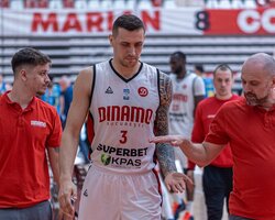 Українці за кордоном: Бобров та Липовий допомогли своїм командам виграти в Румунії