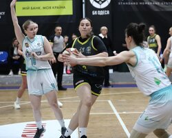 Жіноча Суперліга: відеотрансляція матчу 3 квітня