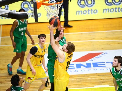 Київ-Баскет виграв перший домашній матч плейоф: фотогалерея гри проти Запоріжжя
