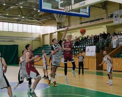 ДіДіБао у Львові обіграв Самбір: фотогалерея