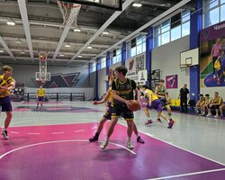 ВЮБЛ серед юнаків 2009 року: столична СДЮШОР з баскетболу трьома перемогами завершила третій етап