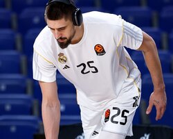 Українці за кордоном: Лень зіграв у переможному матчі Реала в Євролізі