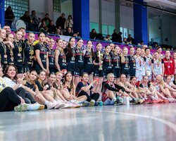 Фінал чотирьох жіночої Вищої ліги: фотогалерея церемонії нагородження