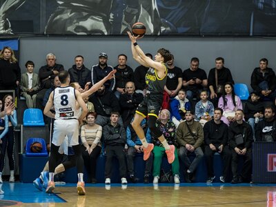 Дніпро обіграв Київ-Баскет у першому матчі фінальної серії: хайлайти Суперліги GGBET 26 квітня