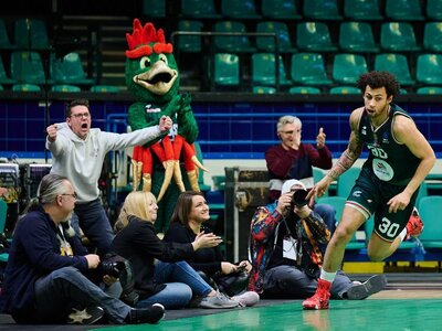 Українці за кордоном: Санон набрав 25 очок в матчі чемпіонату Польщі