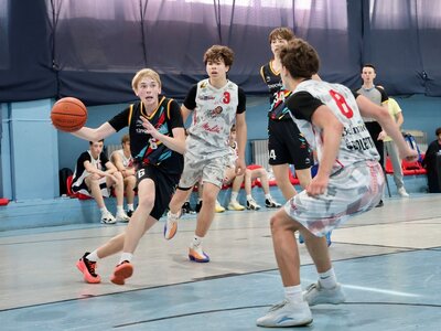 Фінал чотирьох ВЮБЛ серед юнаків 2010 року: фотогалерея першого ігрового дня