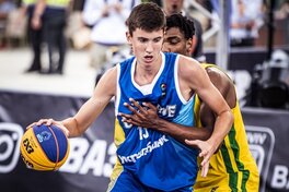 Владислав Семерич підписав контракт з командою NCAA