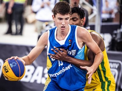 Владислав Семерич підписав контракт з командою NCAA