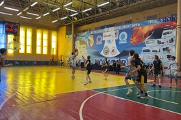 ВЮБЛ серед юнаків 2011 року: друга перемога СДЮСШОР-5-ДФКС, овертайм команд Чернівців та Хмельницького