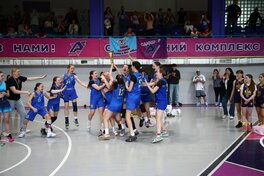 СДЮШОР з баскетболу-МОБІ друге чемпіонки ВЮБЛ серед дівчат 2012 року: фотогалерея фінального матчу та церемонії нагородження