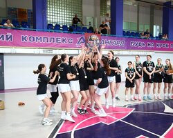 Франківськ-Прикарпаття вчетверте став чемпіоном жіночої Молодіжної ліги