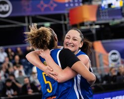 Жіноча збірна України 3х3 виграла в Австрії на в першому матчі Жіночої серії в Сумгаїті