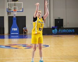 Україна — Швейцарія: відеотрансляція матчу жіночого чемпіонату Європи U-20