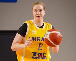 Еліна Синякова: Після двох поразок на Євробаскеті U-20 ми все обговорили, і командна робота стала набагато кращою