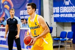 Гравець збірної України U-18 Євген Татунчак визначився з місцем продовження кар'єри