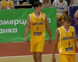 Збірна України перемогла Північну Македонію у заключному матчі групового етапу юнацького Євробаскету