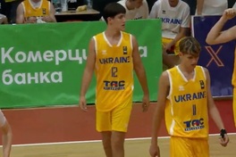 Збірна України перемогла Північну Македонію у заключному матчі групового етапу юнацького Євробаскету