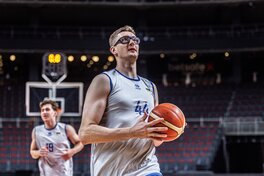 Дмитро Скапінцев: Для нас вкрай важливо виграти ці дві гри у вікні