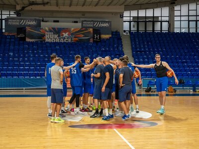 Збірна України прибула до Чорногорії та провела перше тренування в Подгориці 