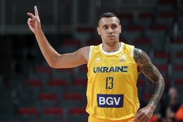 Дві історичні перемоги в одному вікні: кого Україна ще не обігрувала