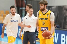 Артем Ковальов підписав контракт з азербайджанським клубом