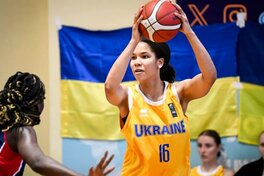 Катерина Діке продовжить кар'єру у Греції