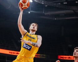 Войналович набрав 13 очок в дебютному матчі в Литві