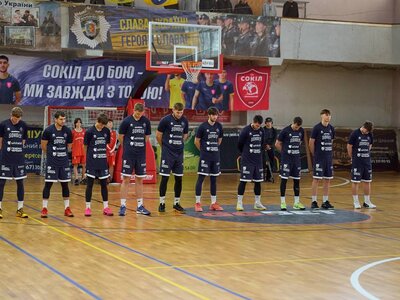Харківські Соколи впевнено обіграли Хмельницький