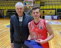 Ігор Стародуб визнаний кращим захисником сезону Вищої ліги