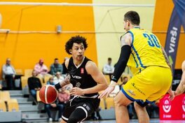 Українці за кордоном: Санон набрав 17 очок, у Боброва дабл-дабл