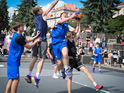 Збірна України U-18-2 та Буковельник U-16 перемогли на першому етапі чемпіонату України 3х3: фотогалерея